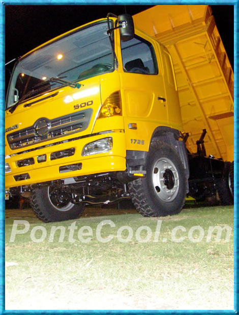 Veh&iacute;culo de Transporte pesado en Exhibici&oacute;n